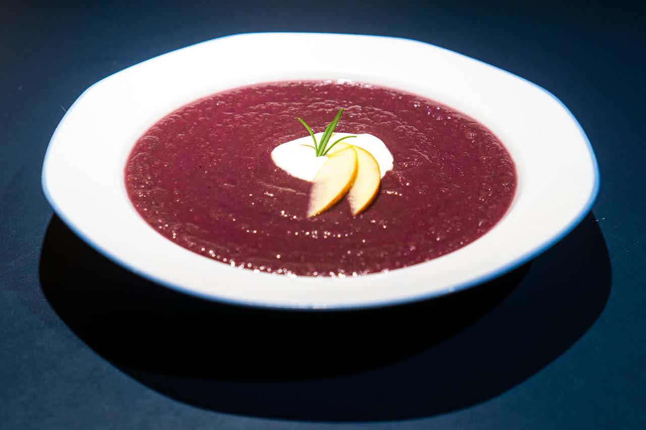 Cover image for Rotkraut-Apfel-Suppe
